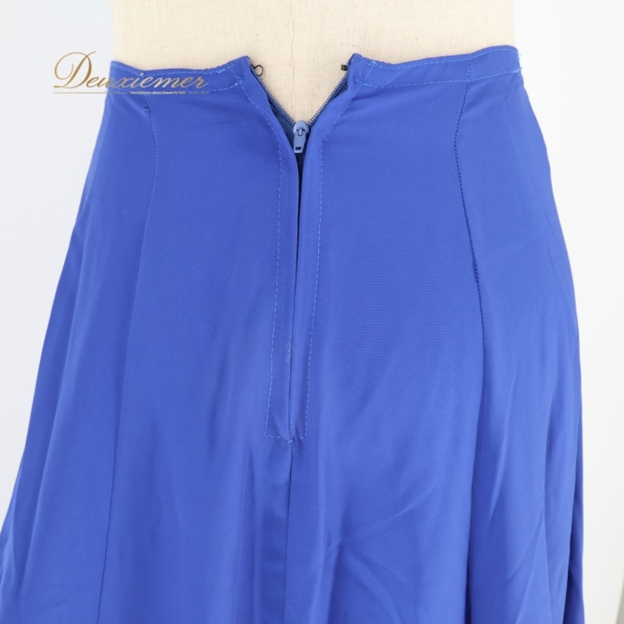 フラメンコ 衣装 ファルダ スカート シージョ ペチコート ドット 水玉 フリル ボランテ 青 白 ピキージョ ダンス パーティ 発表会 スペイン製 ホワイト系 ブルー系 レディース スカートファッション フリル付き おしゃれ コスチューム 発表会衣装 ダンス用品 かわいい 軽量