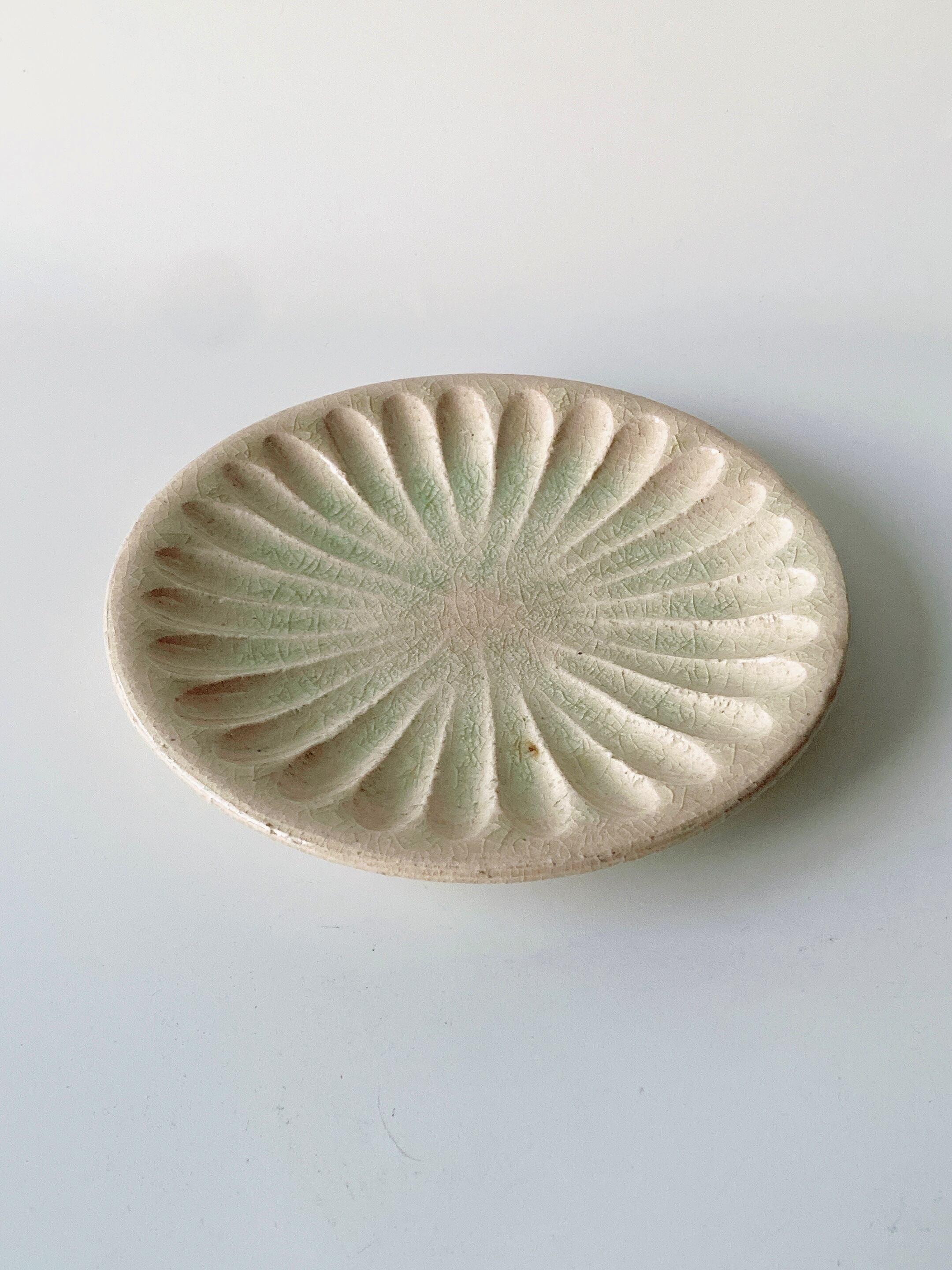 美濃焼 秀峰窯 ガラス葉大皿「手づくり 石だたみ」 美濃焼 秀峰窯 ガラス葉大皿「手づくり 石だたみ」