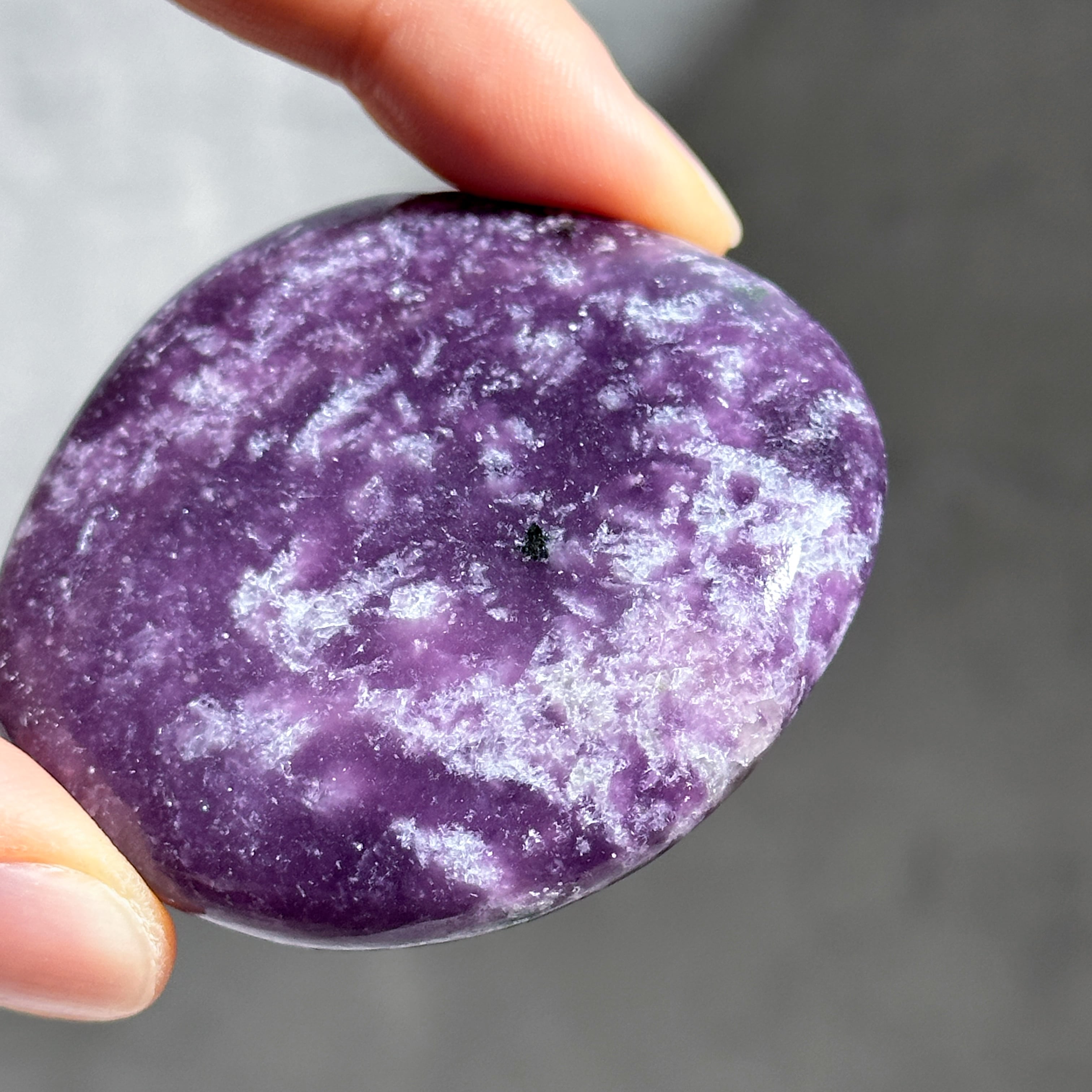 パープルレピドライト レピドライト パームストーン 45◇Lepidolite palm stone◇天然石