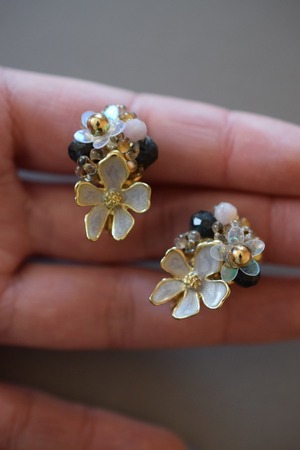 10月インディゴブルートルマリンの耳飾り