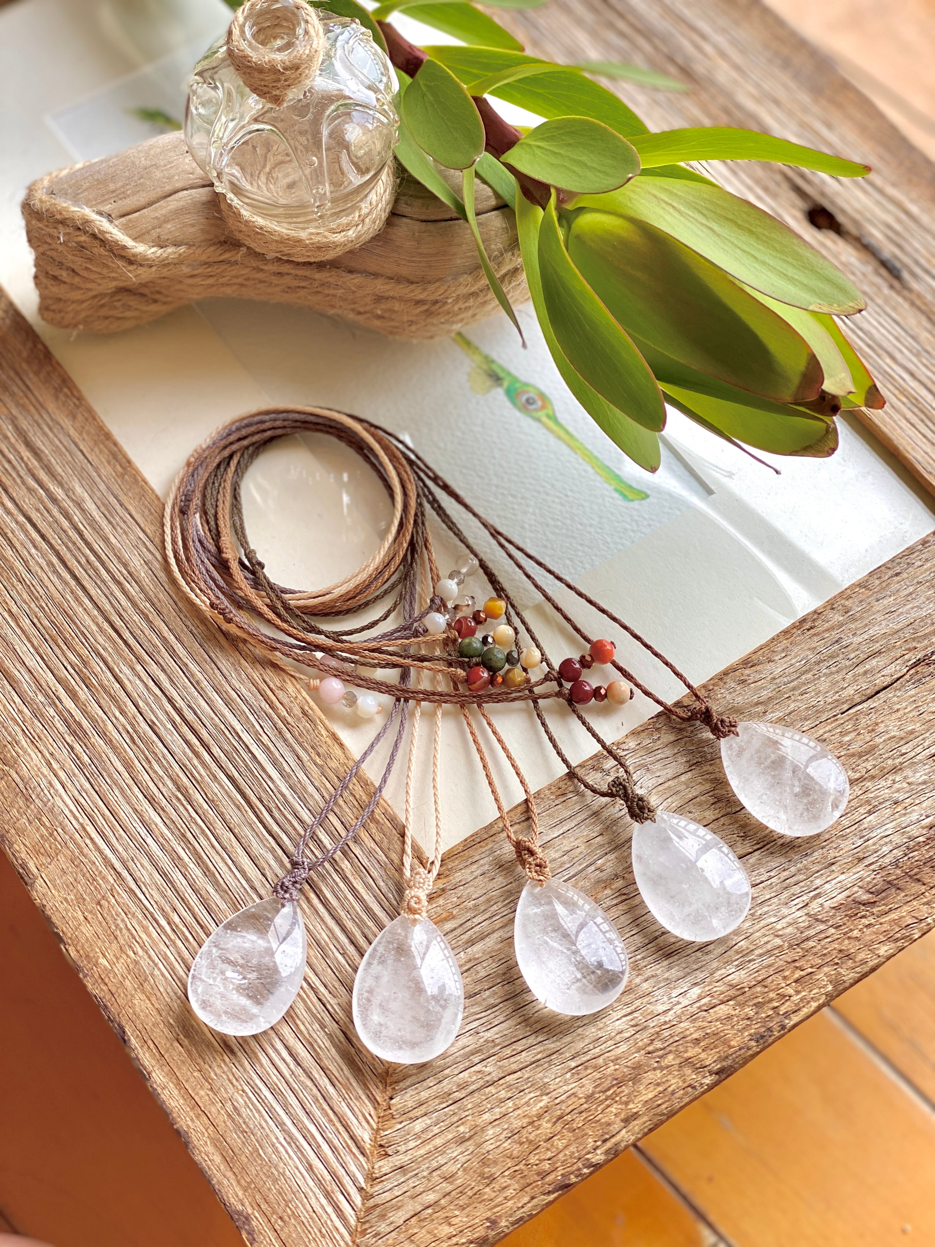 クラスター天然石マクラメネックレス＊ヒーラーのお守りアクセサリー