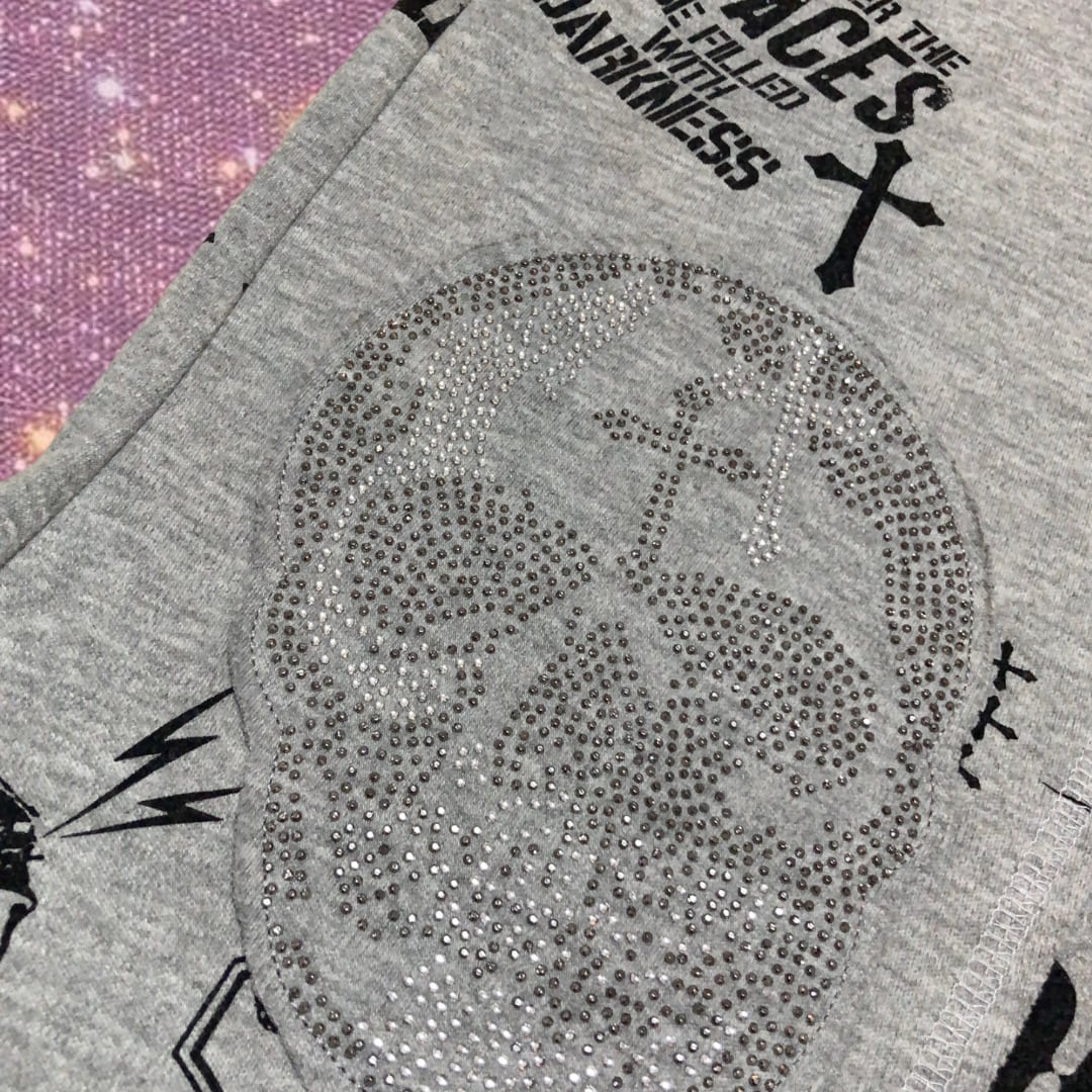 Y2K Rock Gyaru vibes 