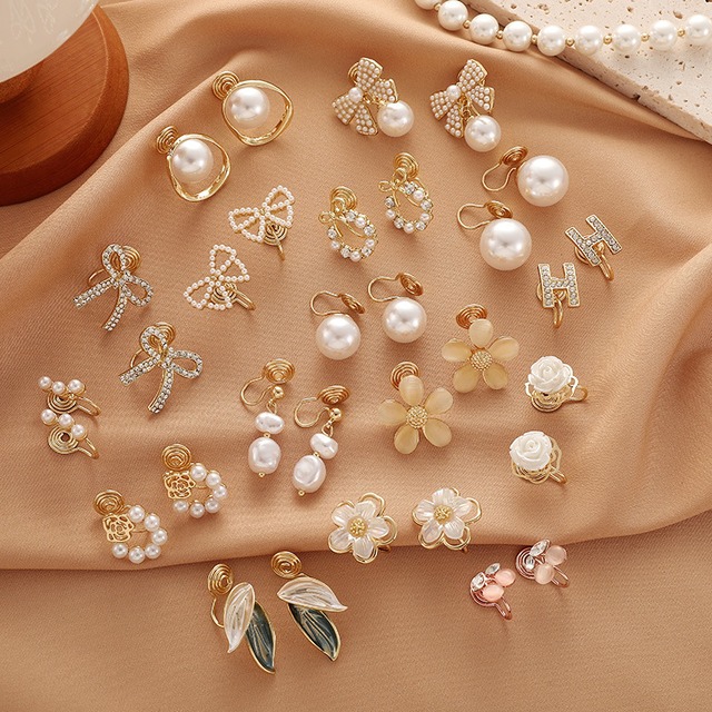 蚊取り線香型イヤリング｜ケコ ノンホール ピアス