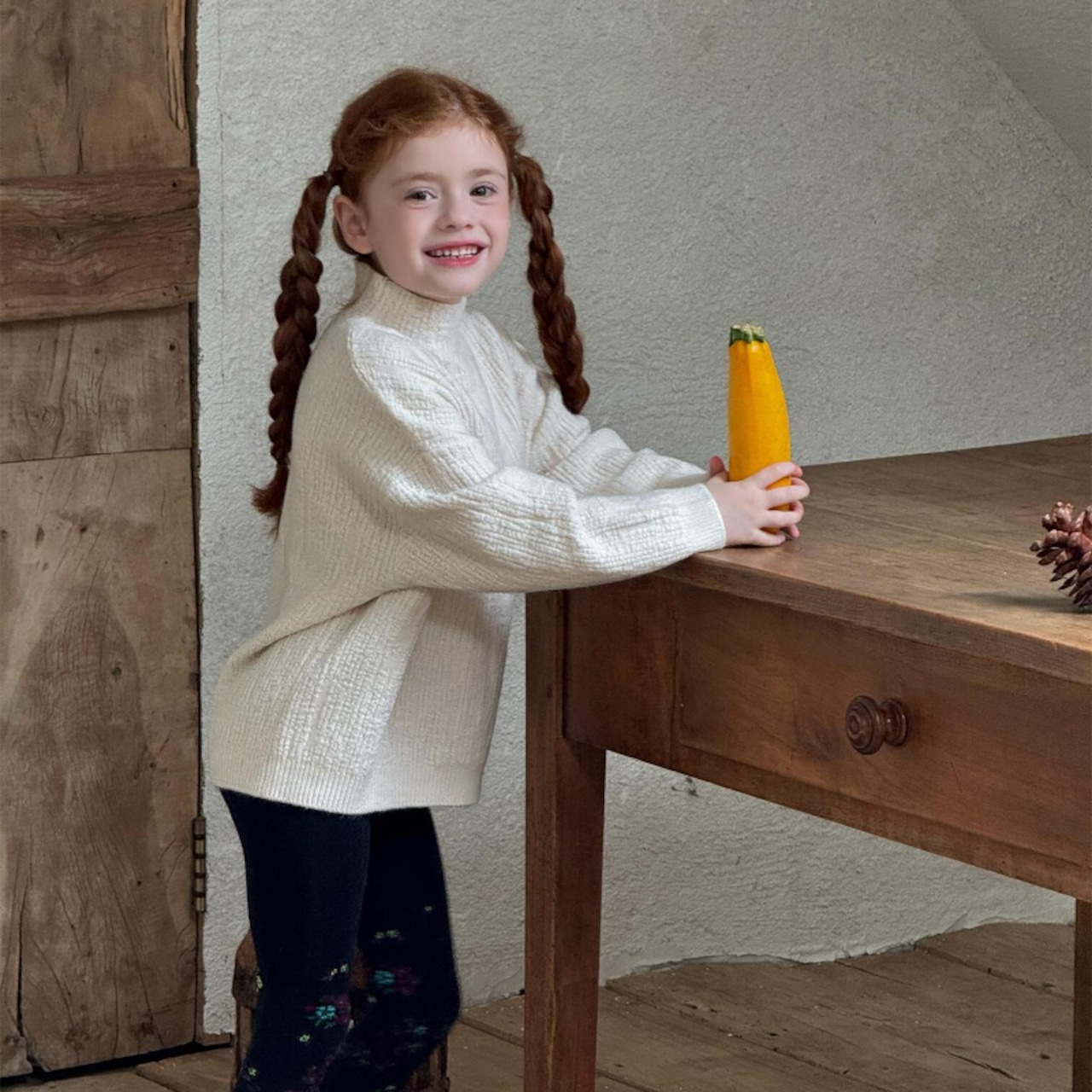 冬レトロ こだわり編みハーフネックニット