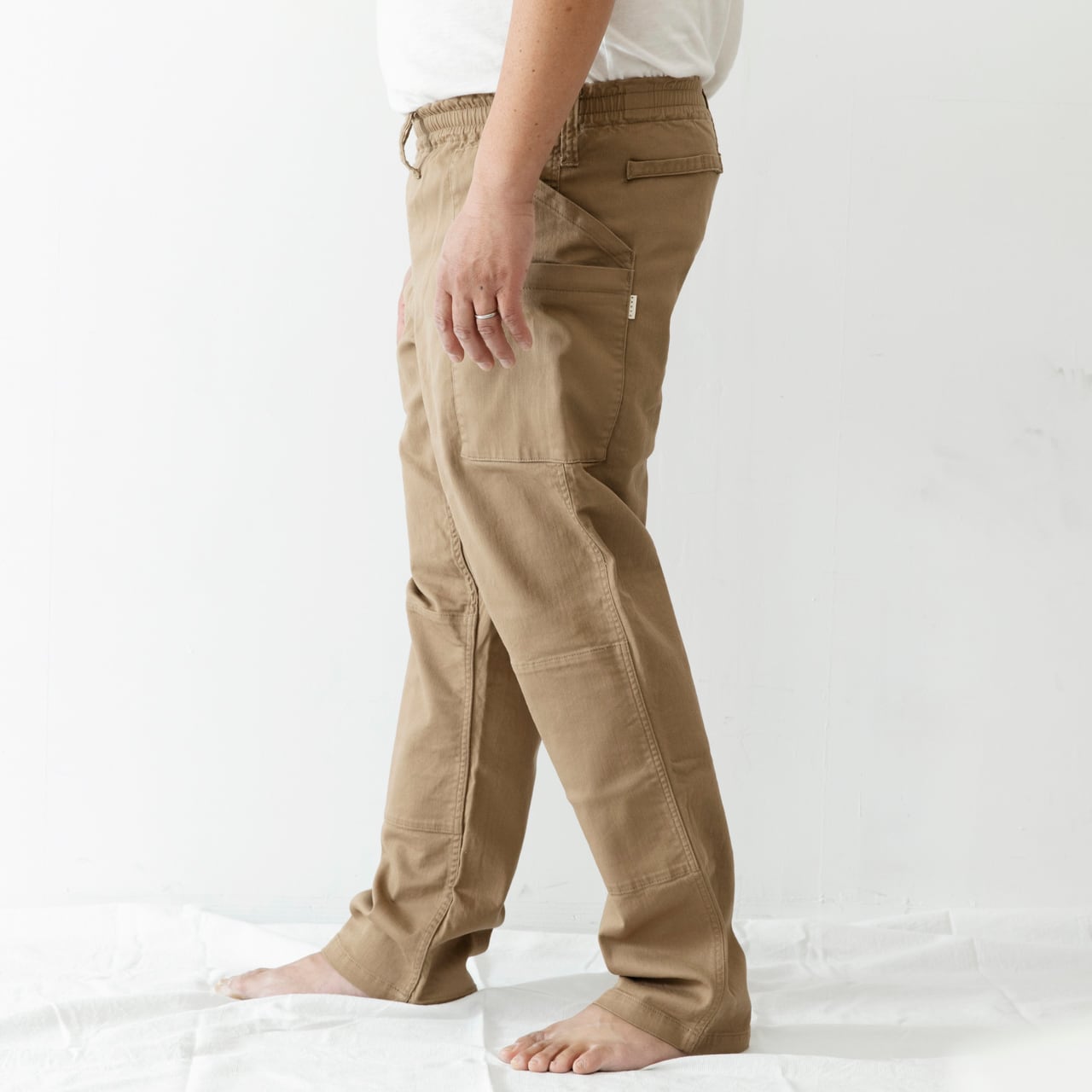 PT-53 作業もんぺ ひらく 伸縮綾織 木枯茶 | SAGYO - 風景をつくって