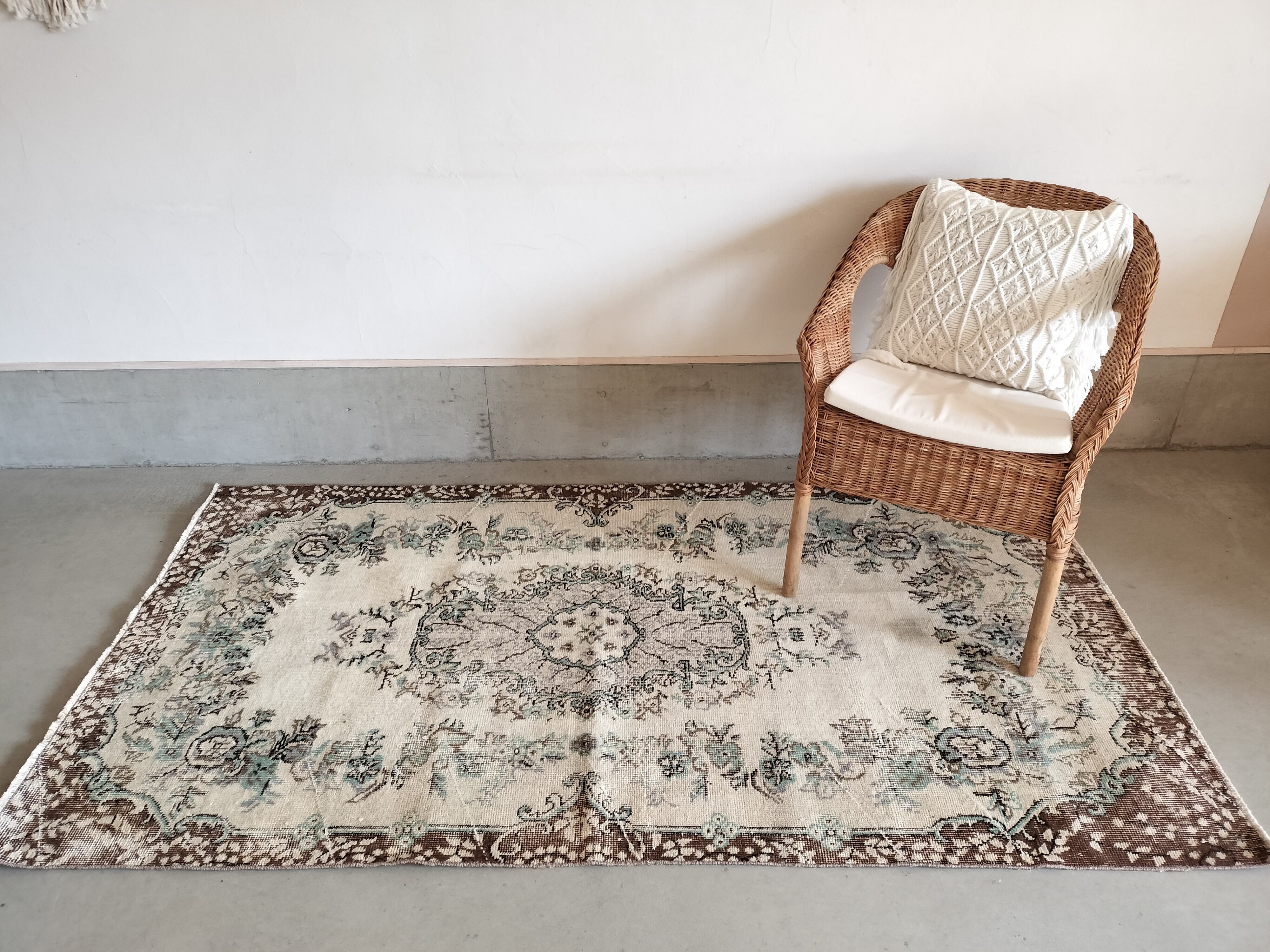 Turkish rug No.725