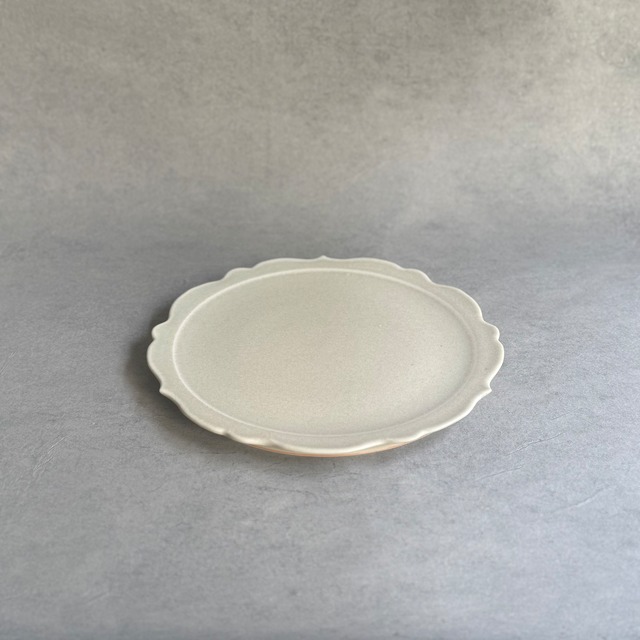 杉原万理江   稜花8寸台皿  (ピンクベージュ)