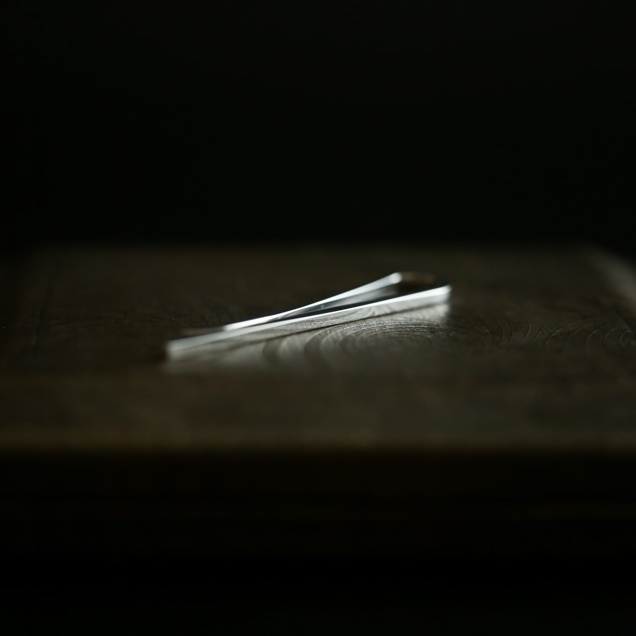 NARROW TIE SLIDE -Silver925- | LONESOME．