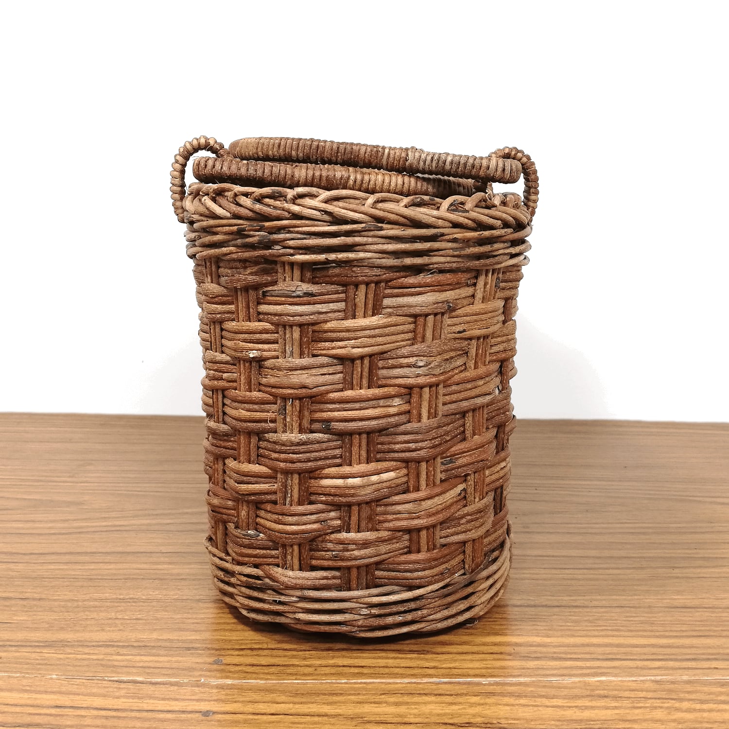 あけび-かごバッグ｜割引品｜元禄編み｜中サイズ｜小判底｜浅型