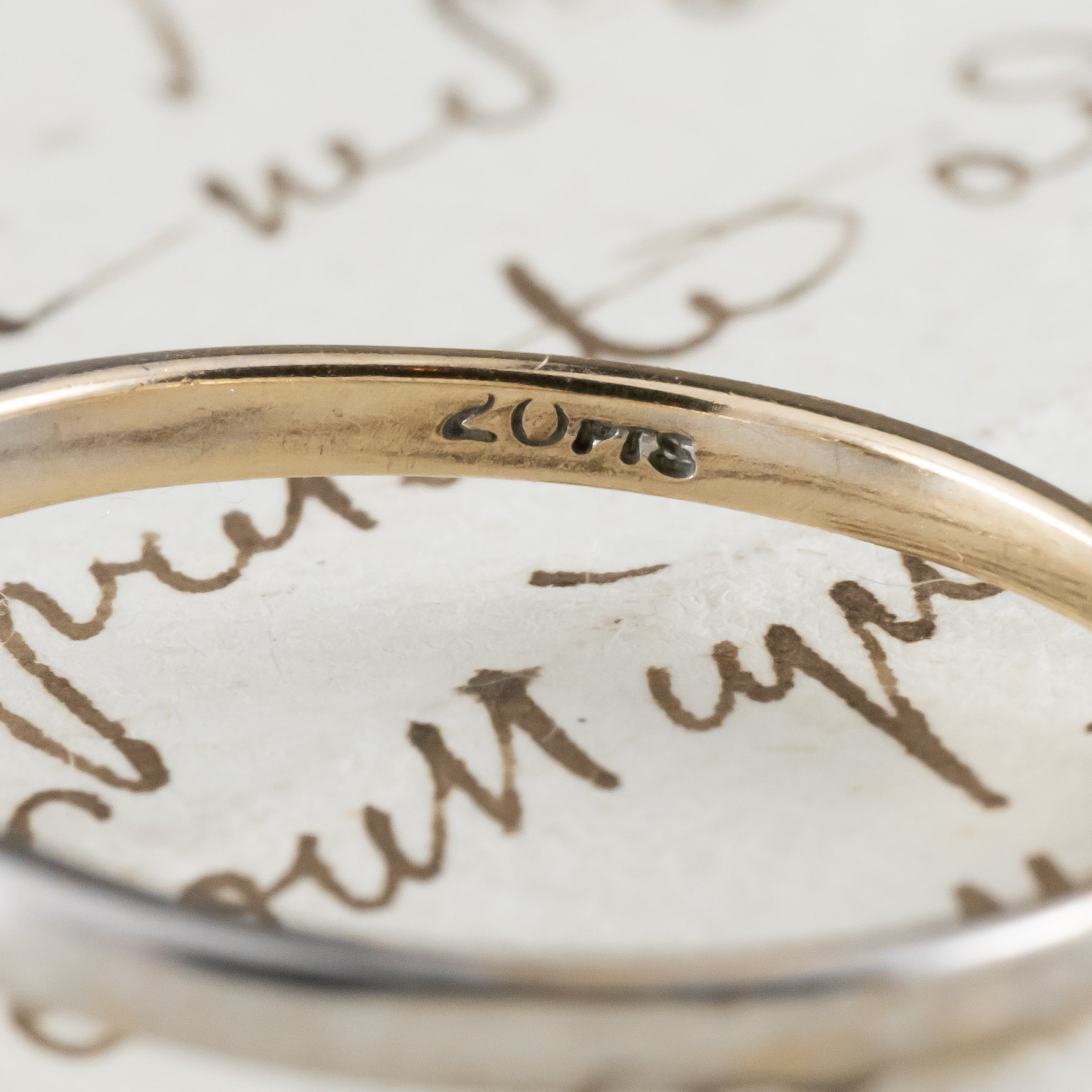 希少 レア 英国 イギリスヴィンテージ クロスオーバーリング 9K 希少 レア 英国 イギリスヴィンテージ クロスオーバーリング 9K 【公式