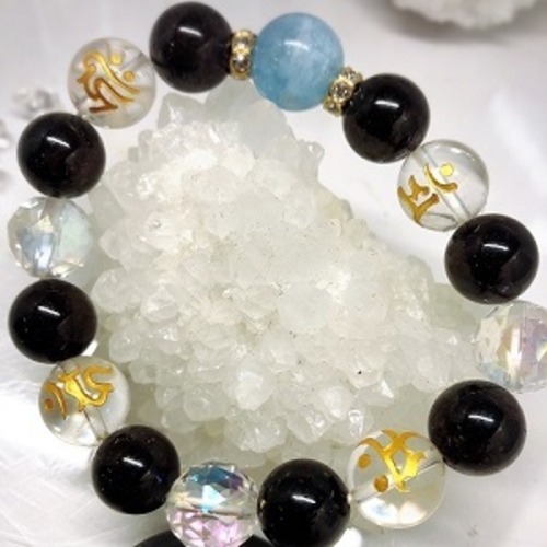 アクアマリンとガーネットの好転結界ブレス 14金ジルコン入れ