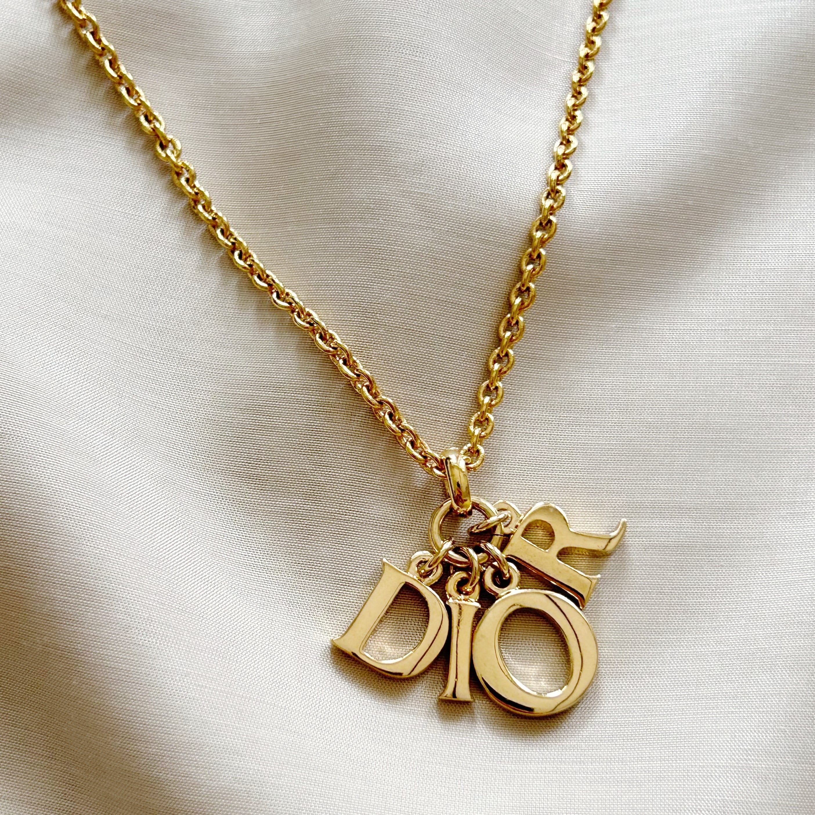 N6190】Christian Dior big logo necklace/クリスチャンディオール  