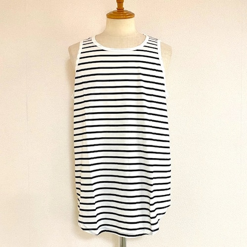 Long Length Tank Top(round model)　White / Black