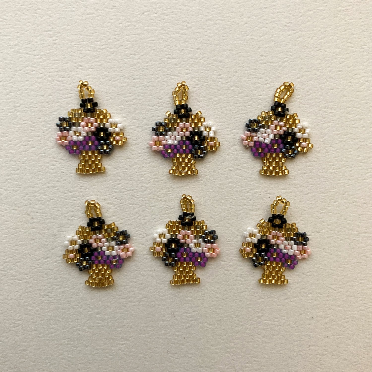 花束ビーズステッチチャーム | Dua-アクセサリーパーツショップ