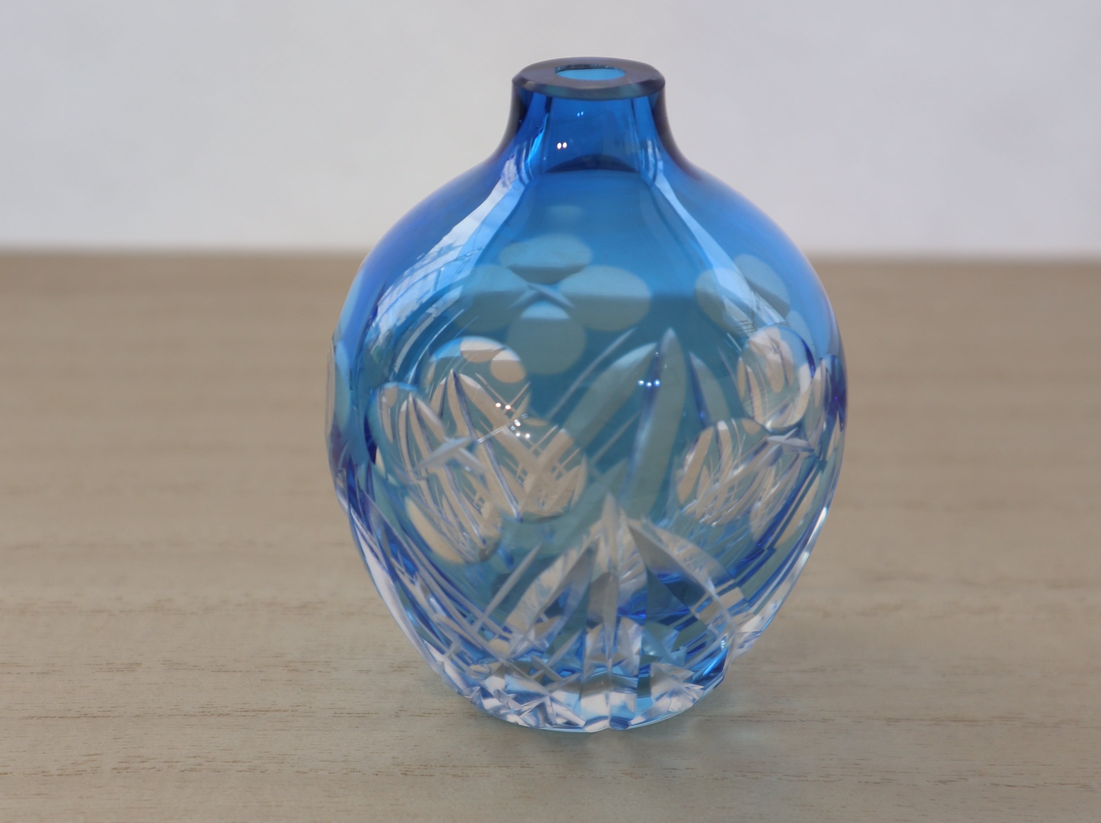 Nakakin粋彩切子 花器 ミニ丸一輪挿し | NakakinGlass