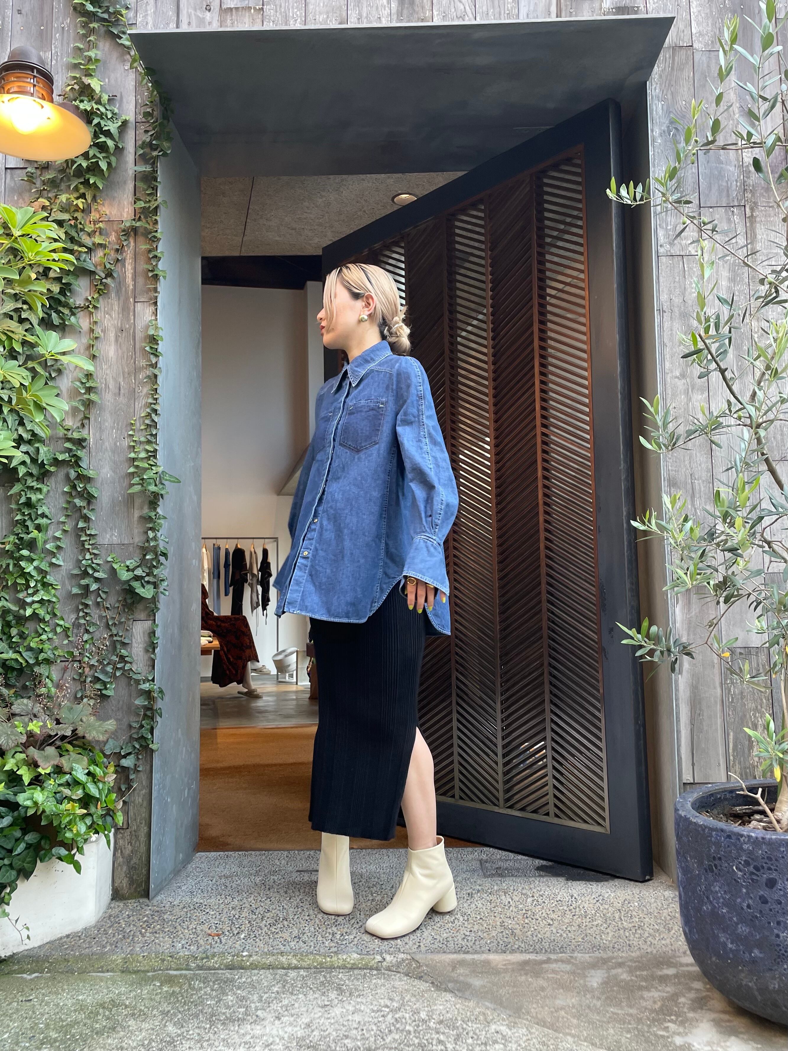 Mame KUrogouchi マメクロゴウチ / Flared Sleeve Denim Shirt | TRENT 