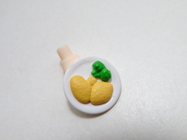 再入荷（A－ランク）【2545】 ココ・ヘクマティアル 小物パーツ 卵焼き　ねんどろいど