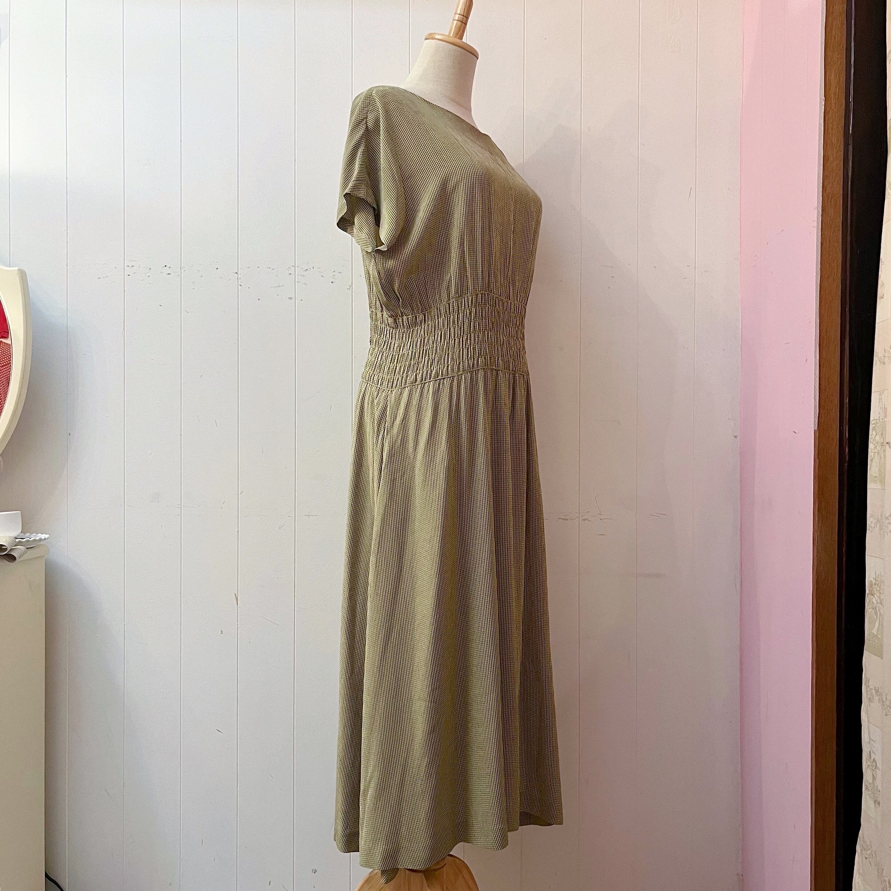 green check back button one-piece