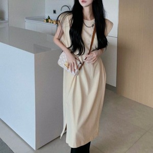 タックショルダーワンピース　A2039
