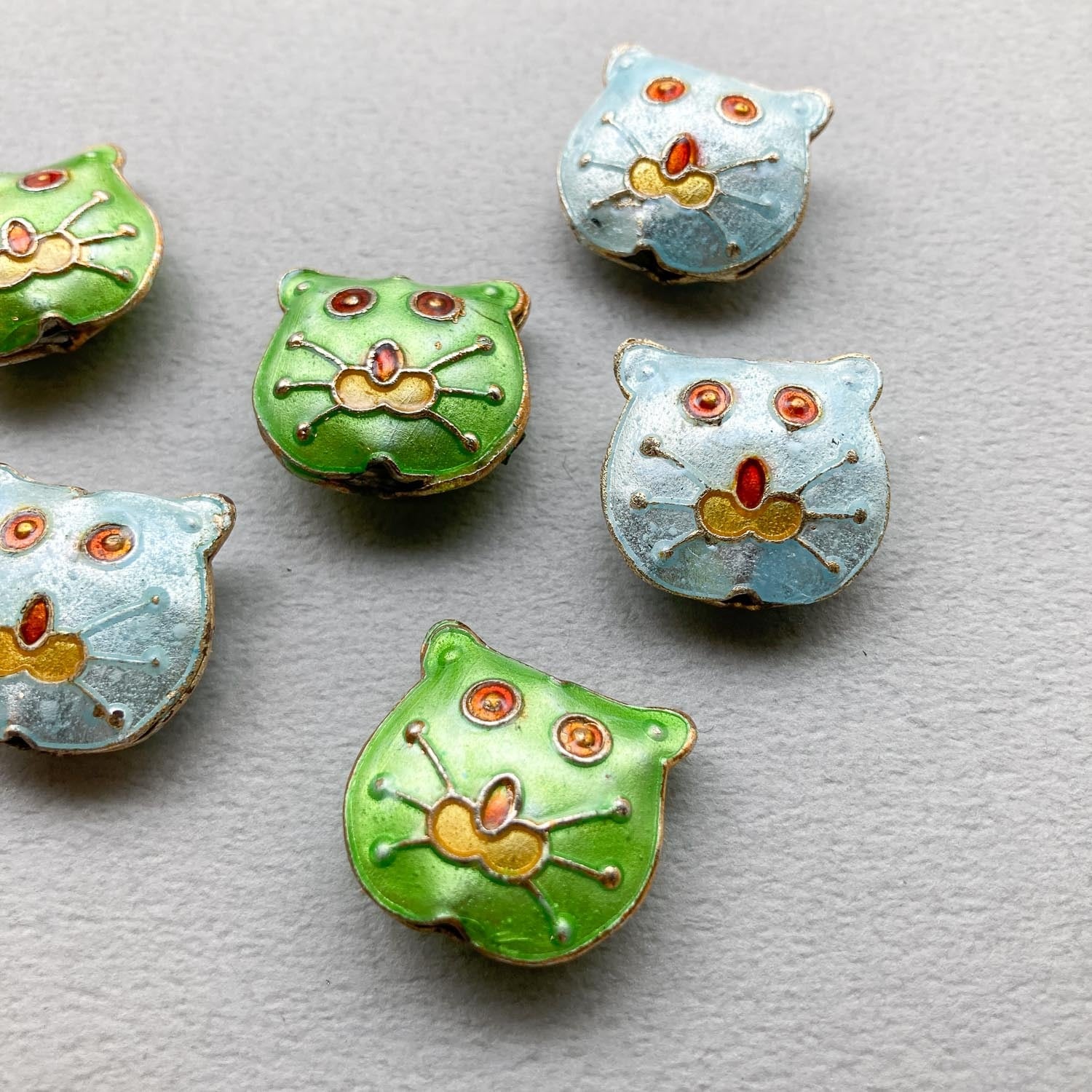 最終入荷〉七宝エナメル猫ビーズ | Dua-アクセサリーパーツショップ