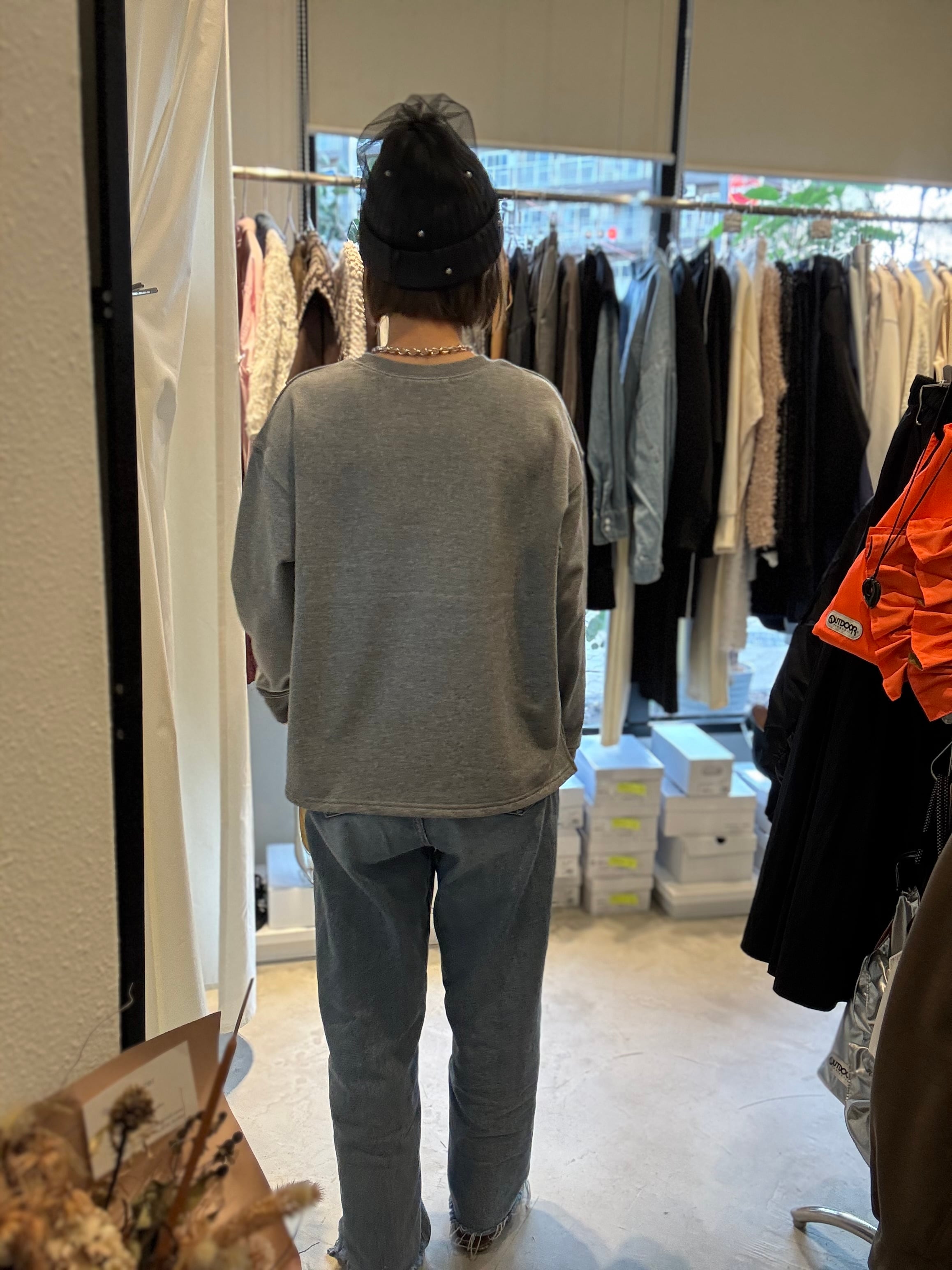 【SELECT】刺繍アップリケロゴトレーナー