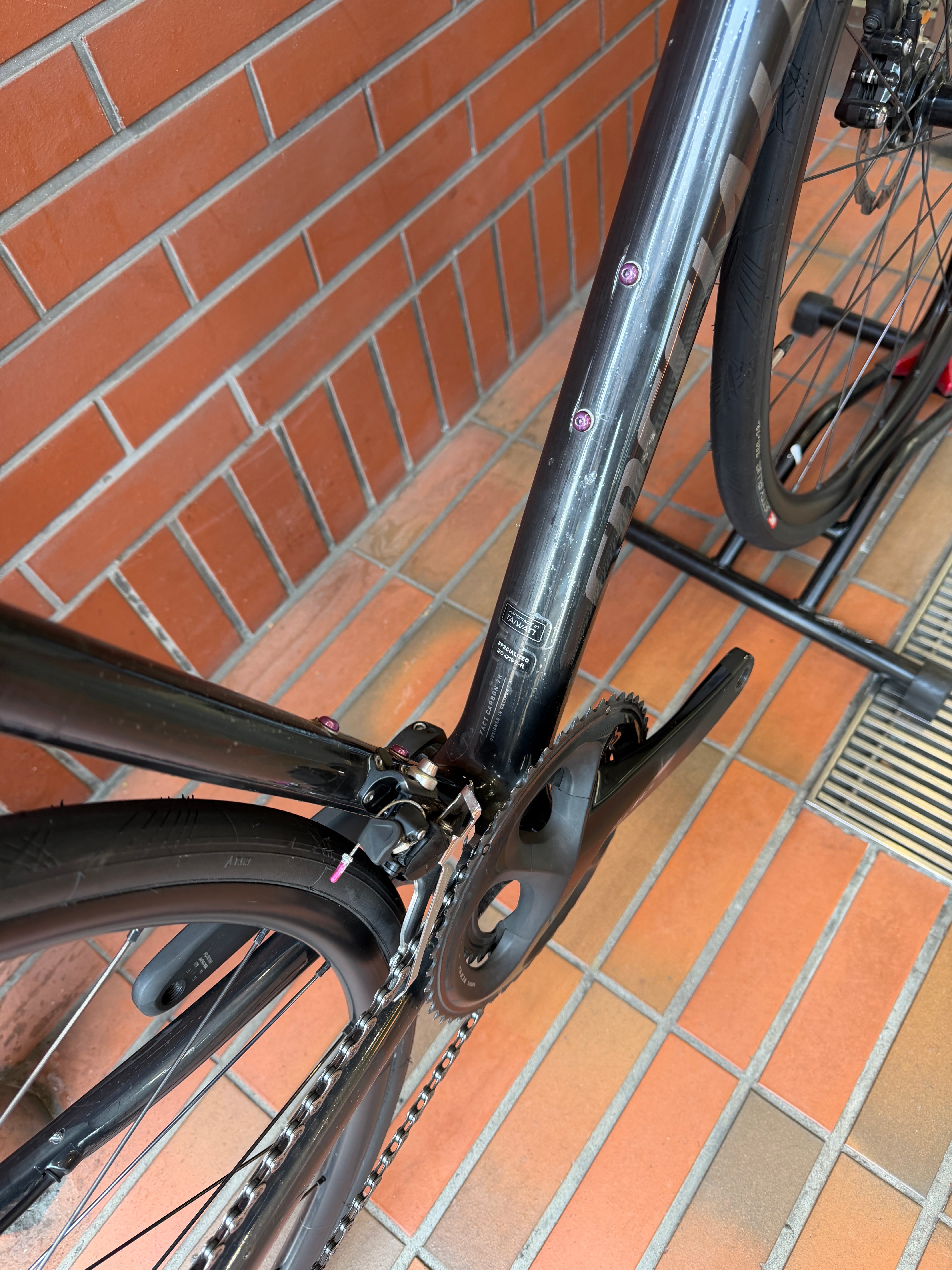 SPRv14) Specialized TARMAC SL6 SPORT-SHIMANO 105 / 最高の走行特性