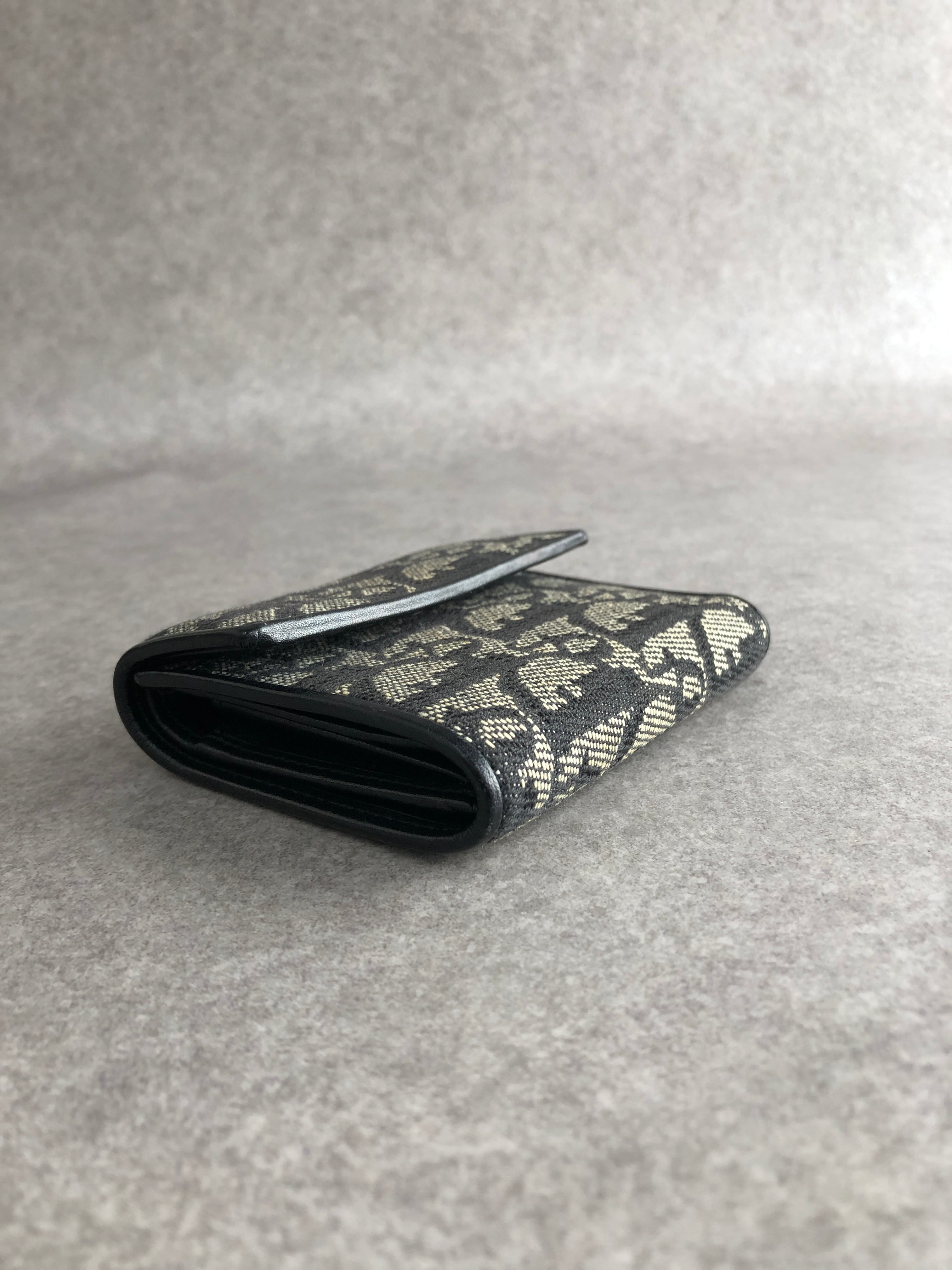 Christian Dior クリスチャン ディオール トロッター 財布 ブラック