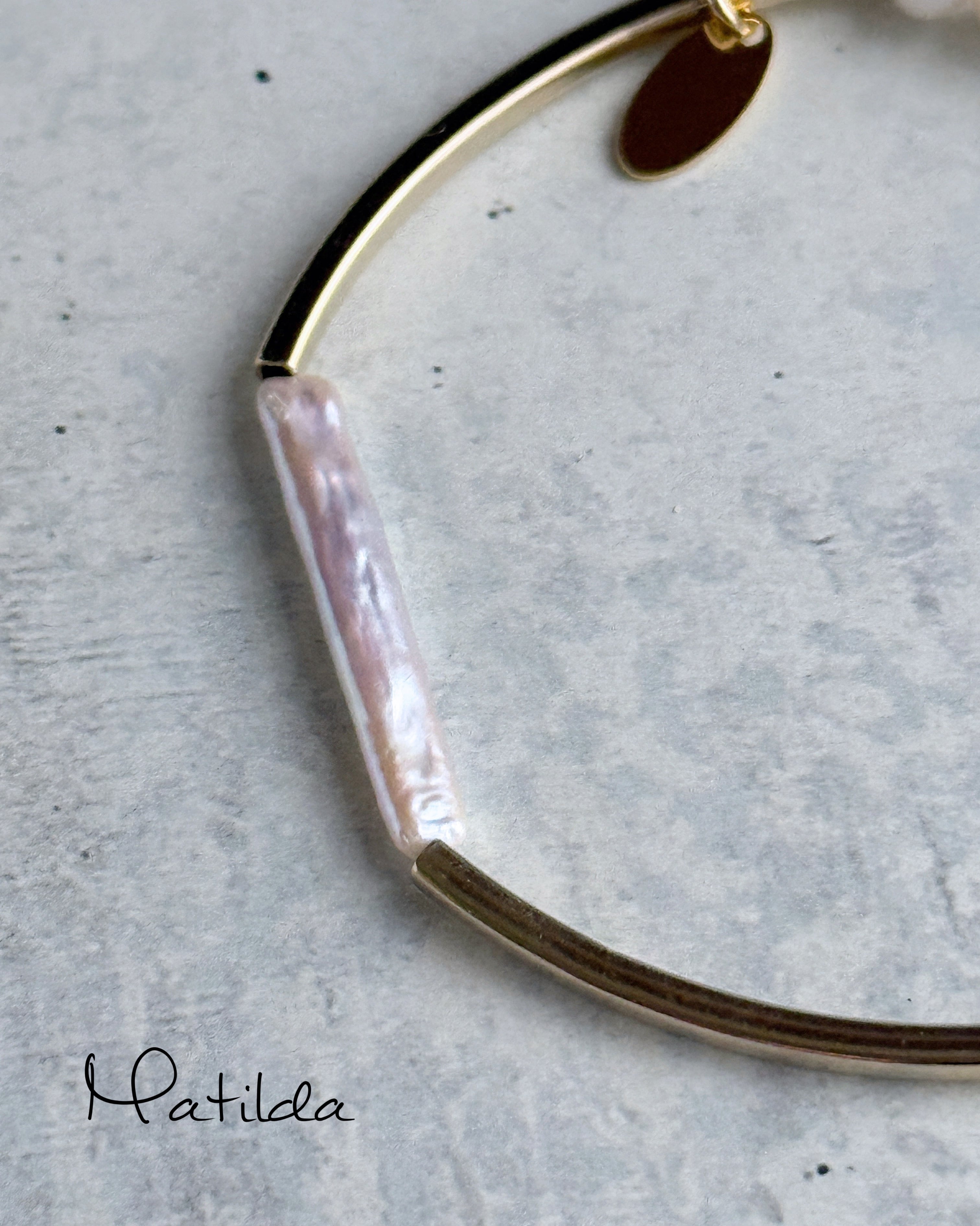 Tube & stone bracelet(淡水パールW)