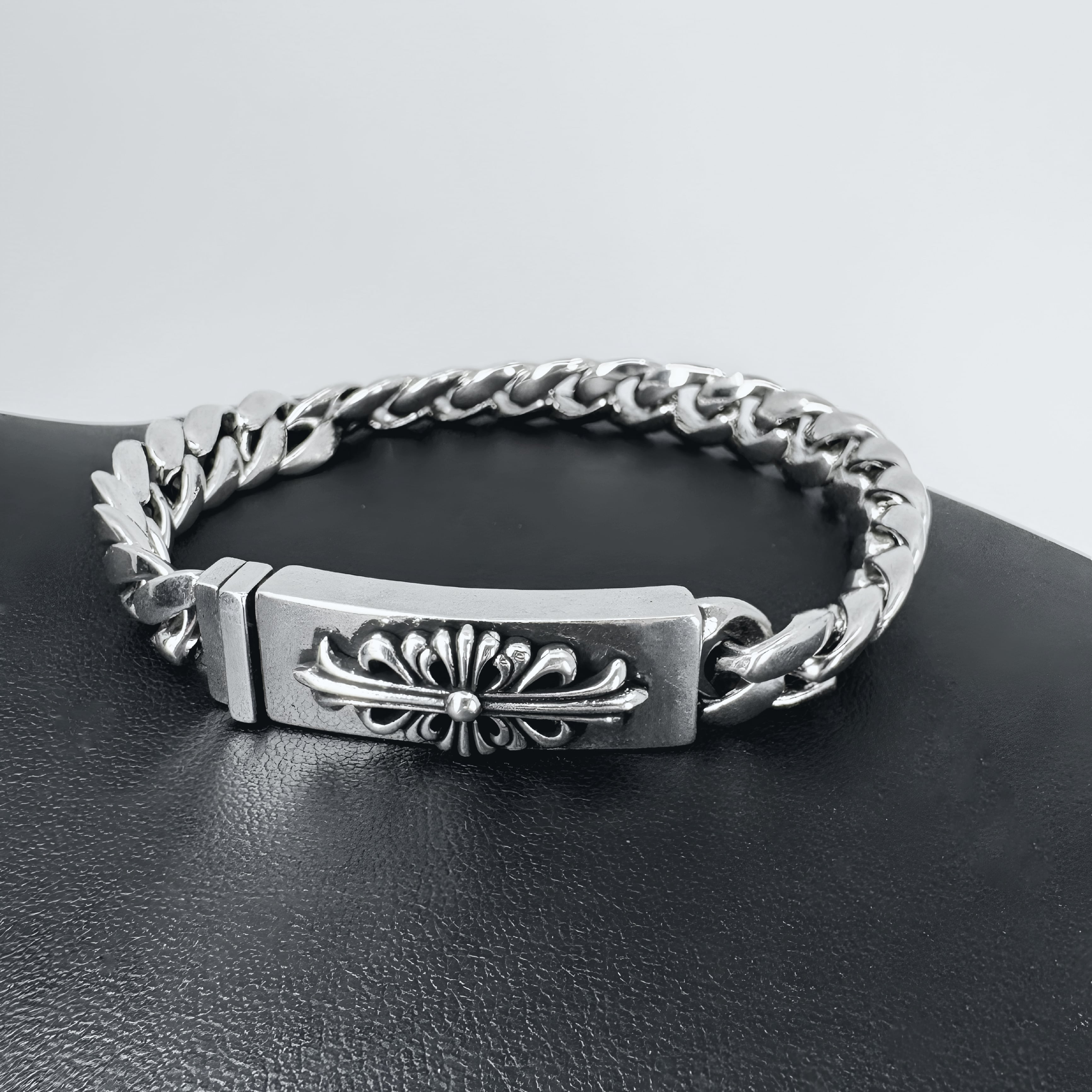 NEW ARRIVAL | crossluxury