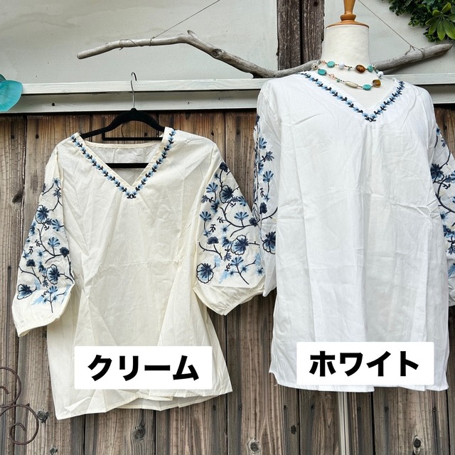 刺繍ふんわりお袖ブラウス