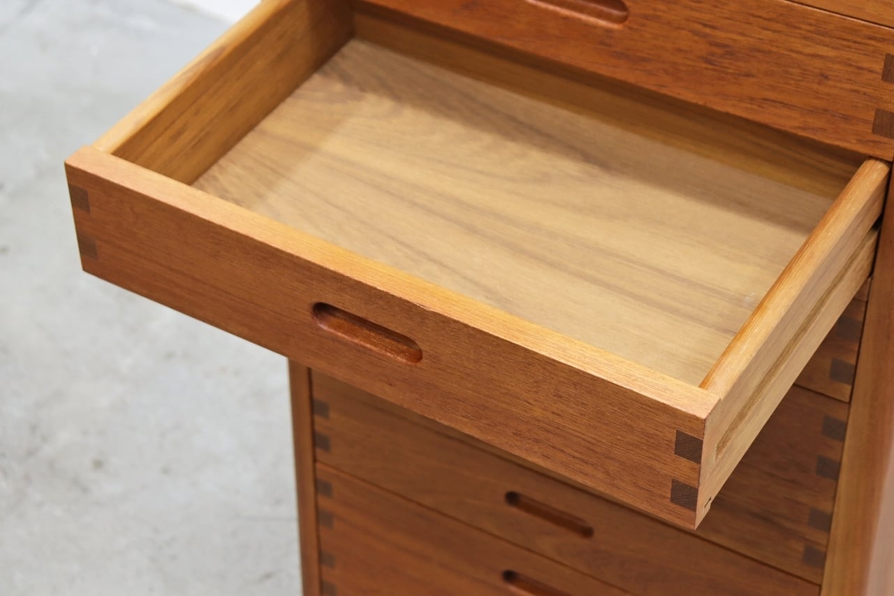 Niles Bach ニールス バッハ チーク 無垢材 トールチェスト 箪笥 収納