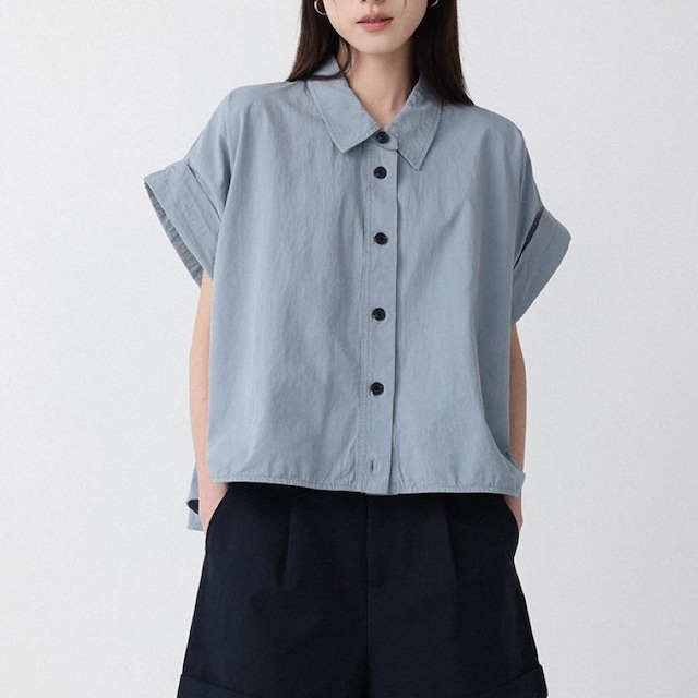 roll-up sleeve relaxed blouse