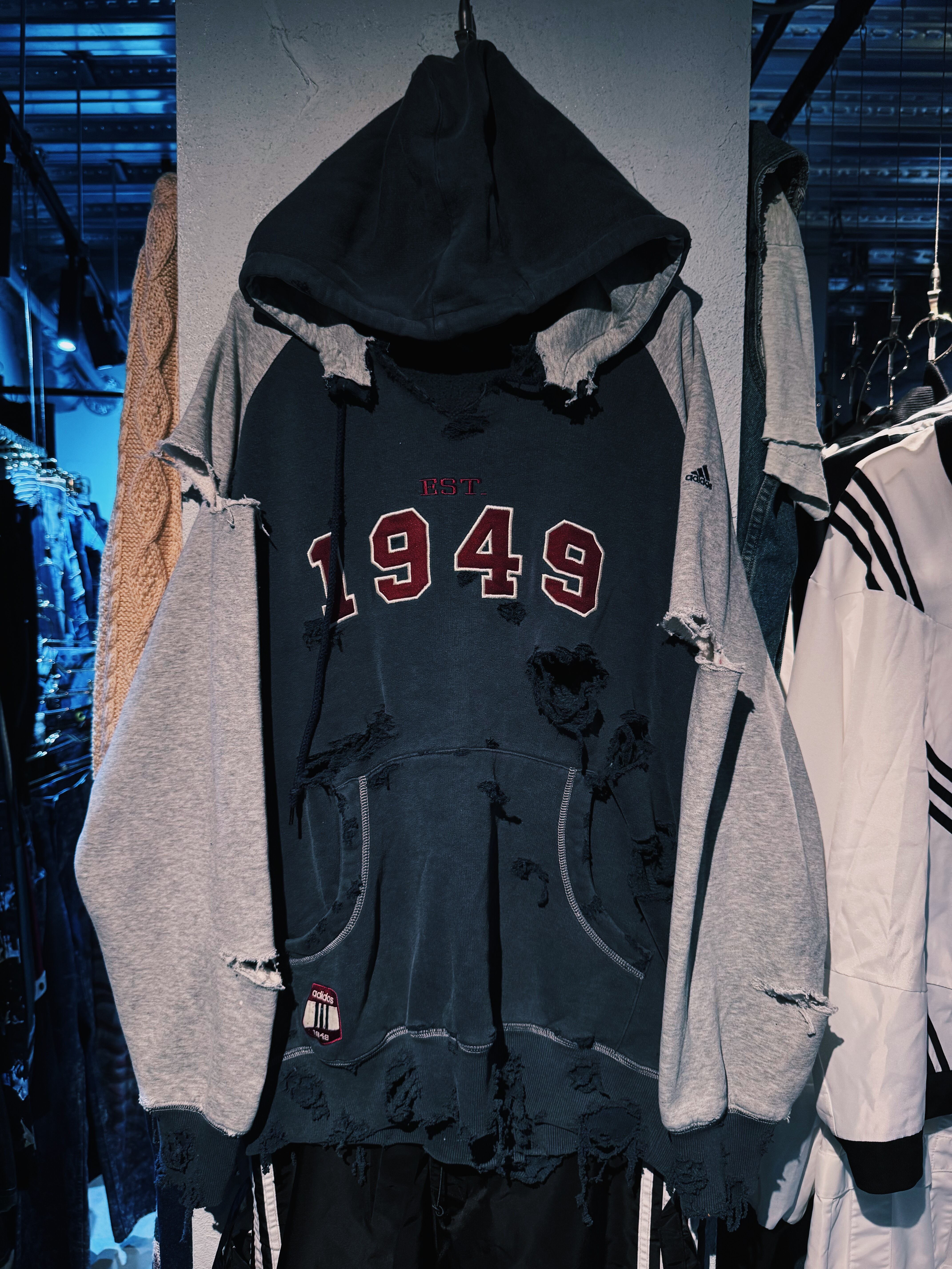 【D4C】vintage "ADIDAS" switching color college logo design boro custom hoodie