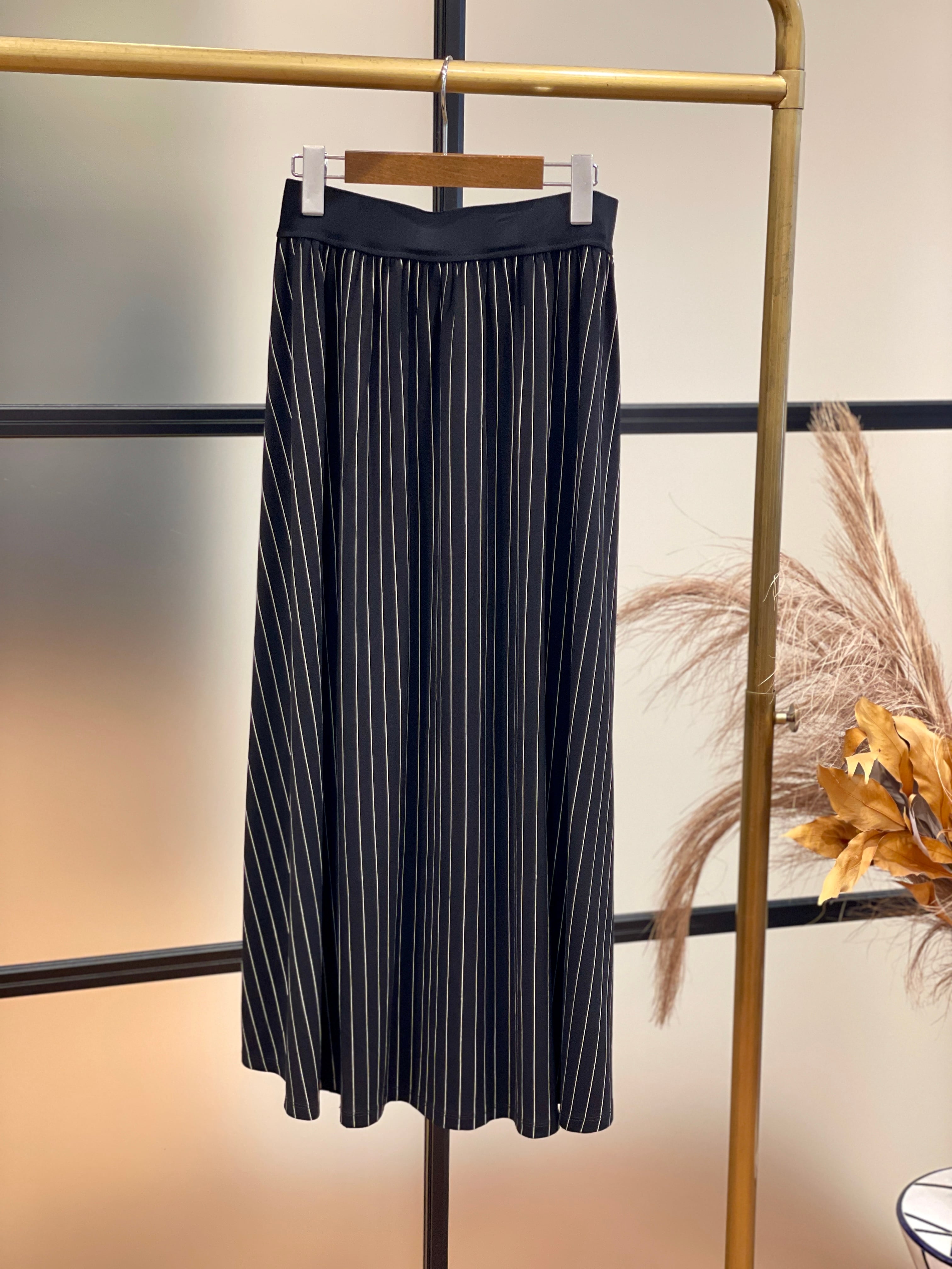 Bottoms | Neutral Closet