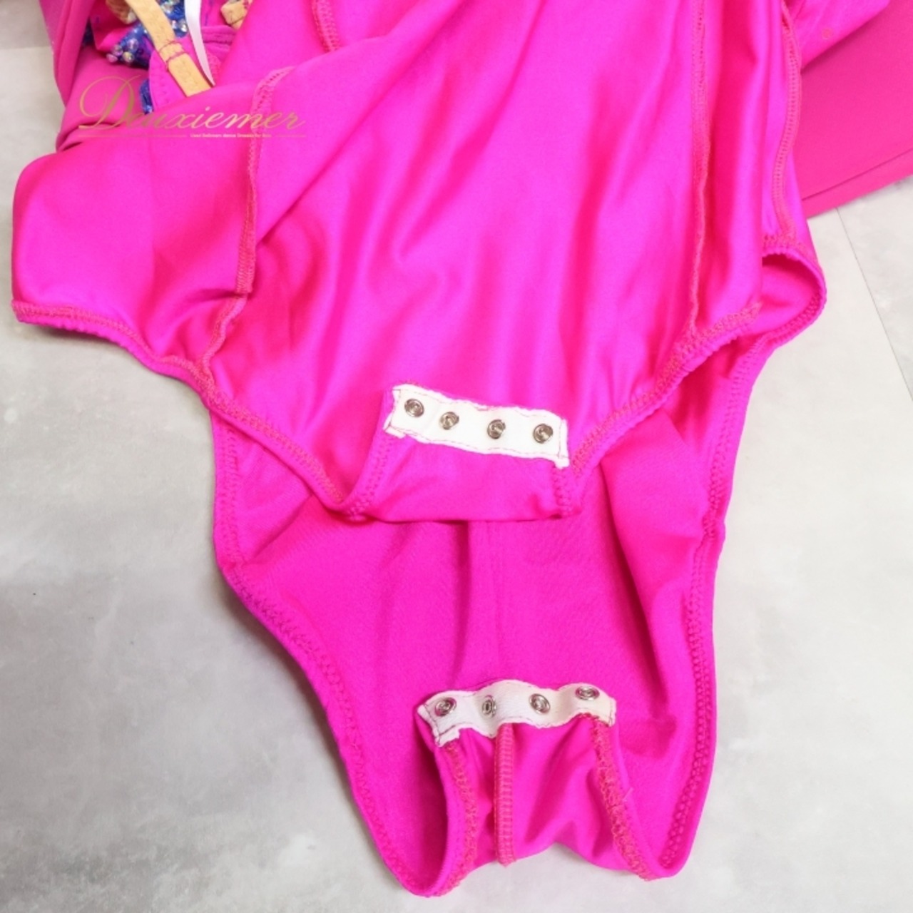 社交ダンス 衣装 スタンダードドレス ワンピース スタンダード フロート レース デモ 競技 ダンス パーティ 発表会 ピンク 青 大きめ ピンク系 ブルー系 高級感 発表会衣装 おしゃれ ヴィヴィッドカラー ダンス衣装 ビビッドピンク 競技用ドレス フォーマル