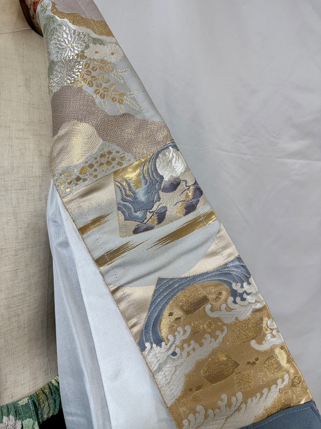 Two piece sets 589 2jacket+1skirt