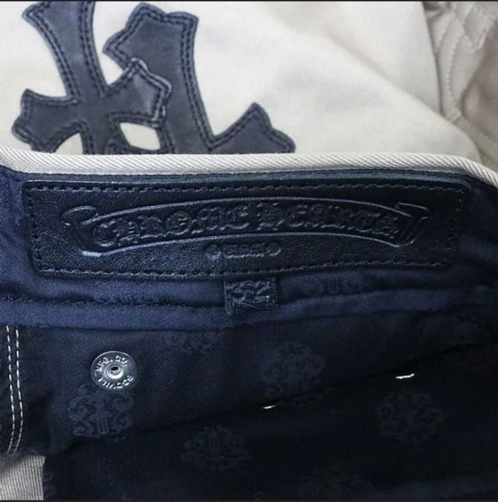CHROME HEARTS クロムハーツ クロスパッチ パンツ | chromehearts CHROME HEARTS クロムハーツ クロスパッチ パンツ | chromehearts