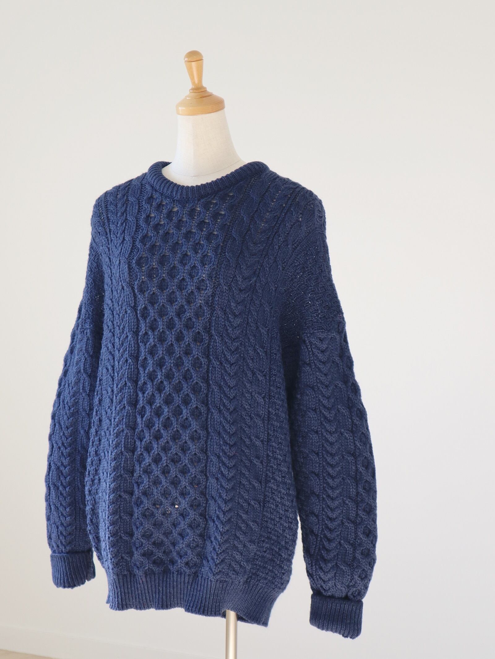 ●made in IRELAND carraig donn pure new wool fisherman sweater