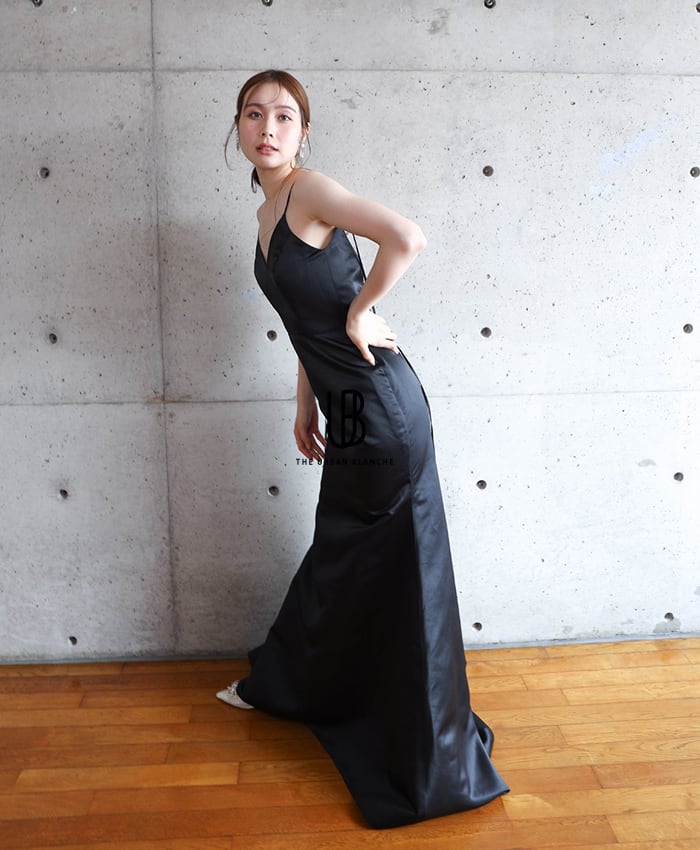 NEW【THE URBAN BLANCHE ORIGINAL 】 ウエディングドレス シンプル