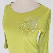 社交ダンス 衣装 スタンダード 上下セット ツーピース レッスンウェア パーティ衣装 黄緑 ICHIOKU イチオク グリーン系 ラインストーン スカート トップス フレア デザイン 伸縮性 ウエストゴム 洗練 ショート丈 大人用 イベント用 ドレス おしゃれ コスチューム 美しい おすすめ 体型カバー 舞台衣装 競技用