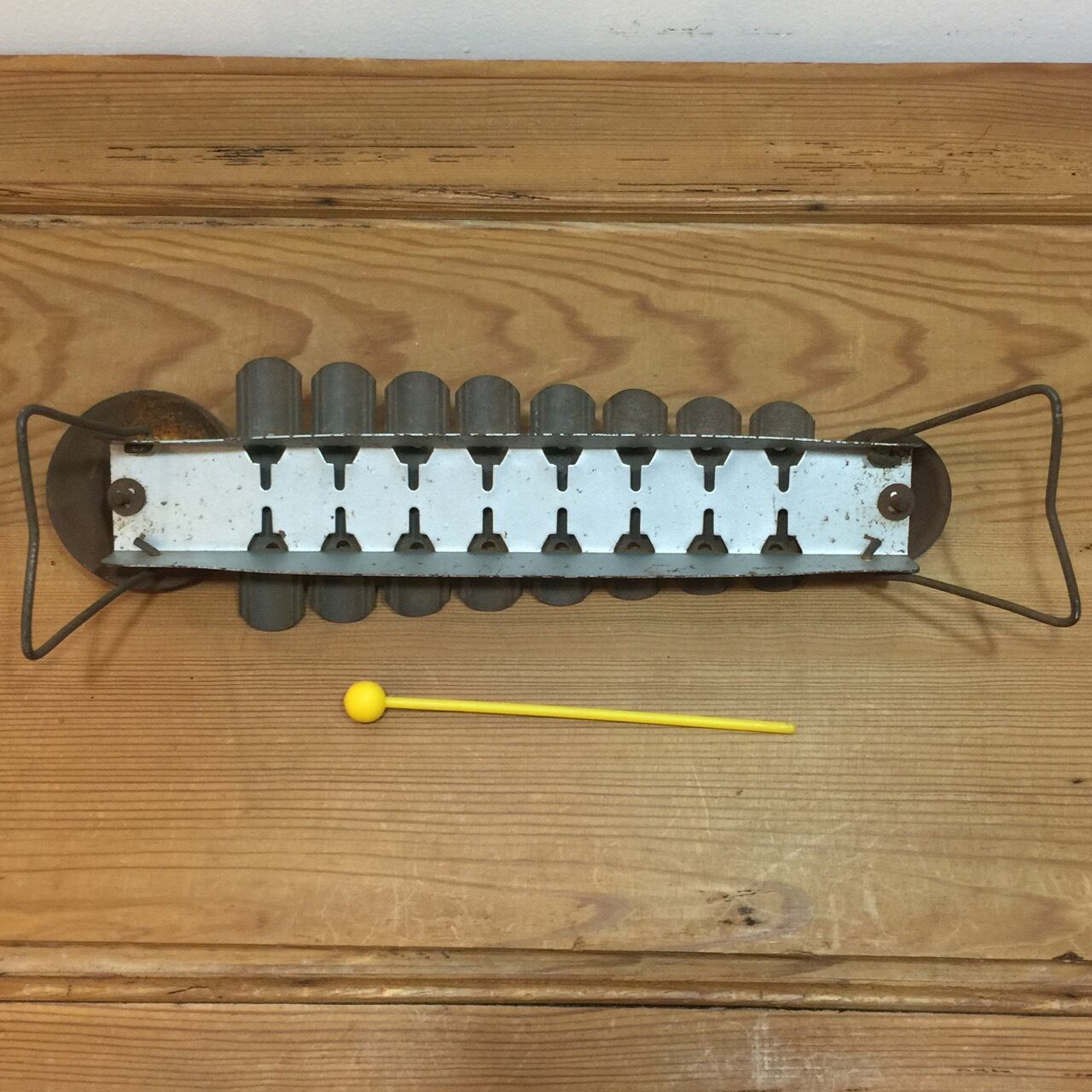 Sooty Songster Xylophone スーティの絵柄が描かれた 古いおもちゃの鉄