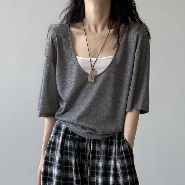 深Vネックカットソーの2点セット　0112