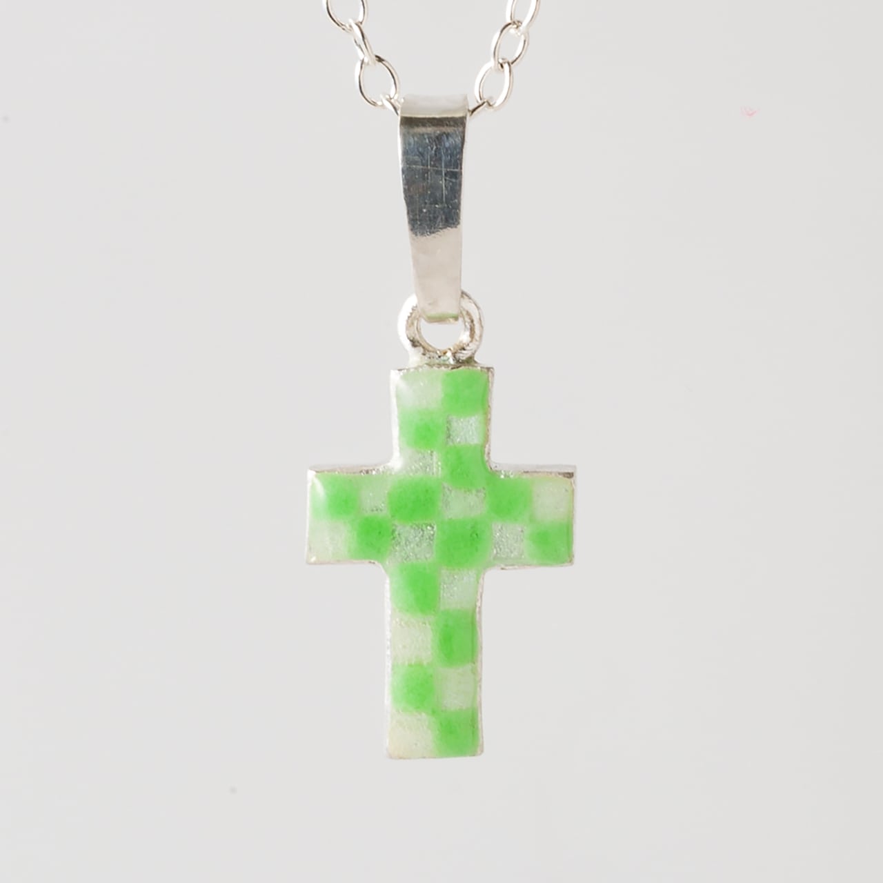 CROSS   green & clear   - necklace -