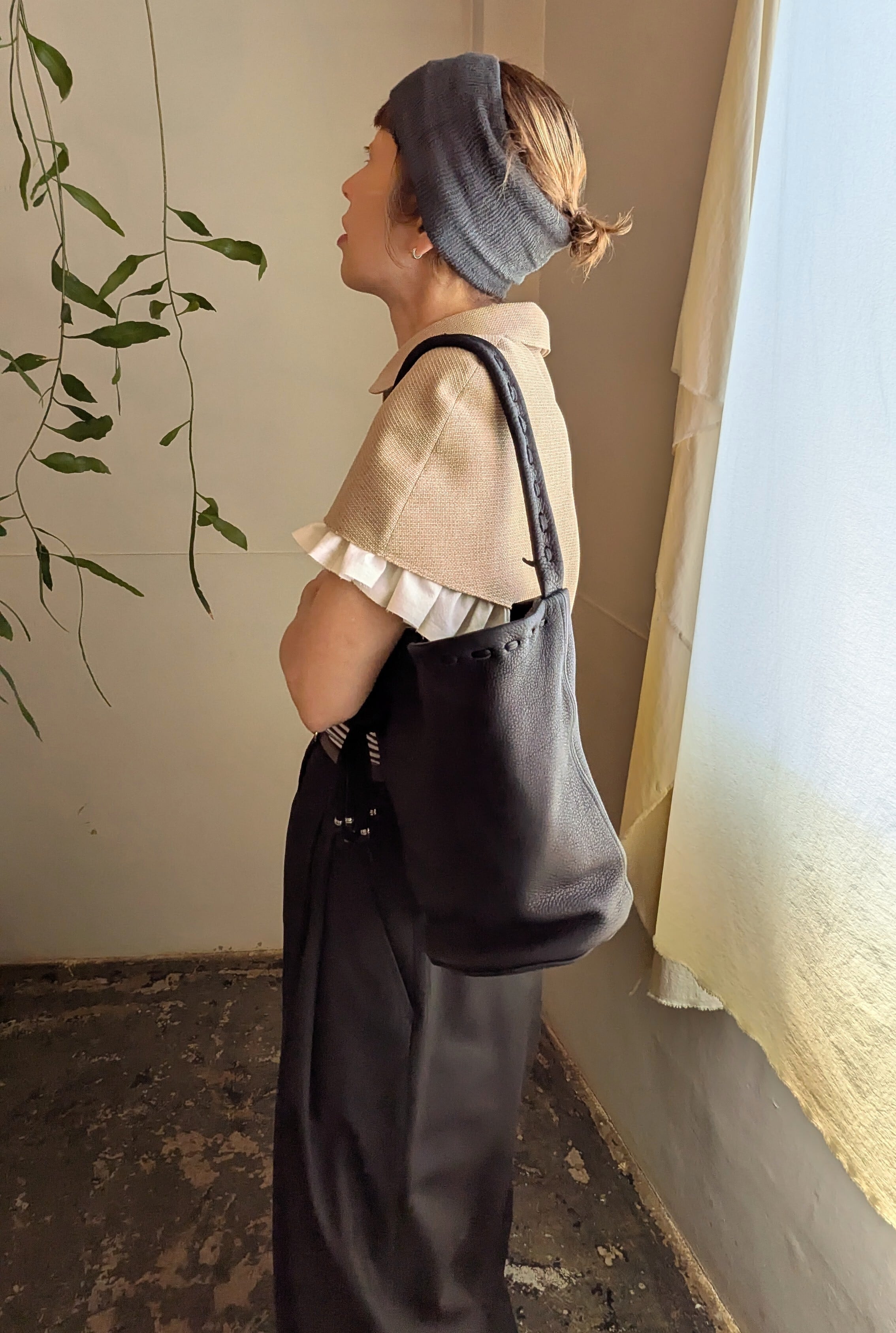 Nasngwam. ] ナスングワム / One Handle Tote / Black | 服と雑貨ume