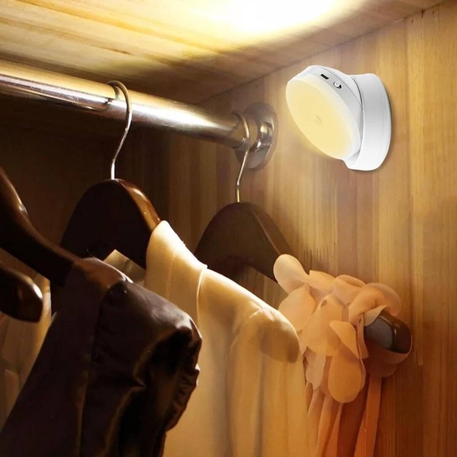 モーションセンサーライト 屋内 LED モーション ウォールライト 360度回転 LED常夜灯 バスルーム 寝室用 常夜灯