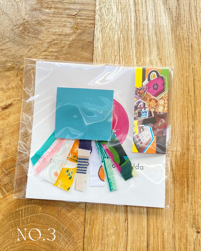 【４種類】Y’s445 Friends 1点モノ布ブローチ