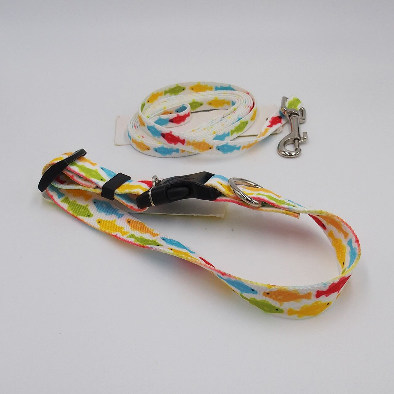 Rainbow Fish White 首輪Sサイズ＋リード XSサイズ セット - Yellow Dog Design