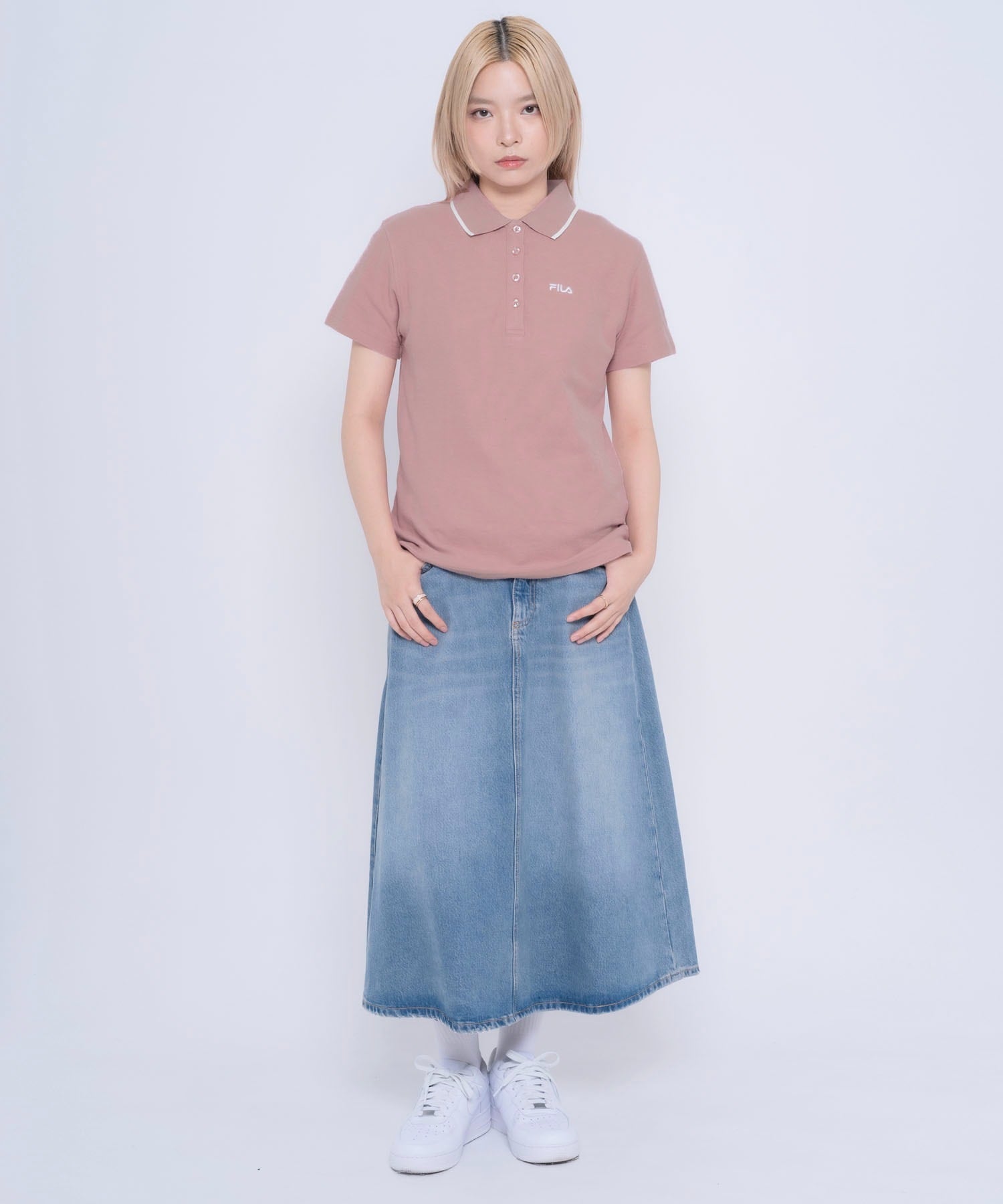 ユニセックス向けのブランドをメインにした、カジュアルな洋服や服飾