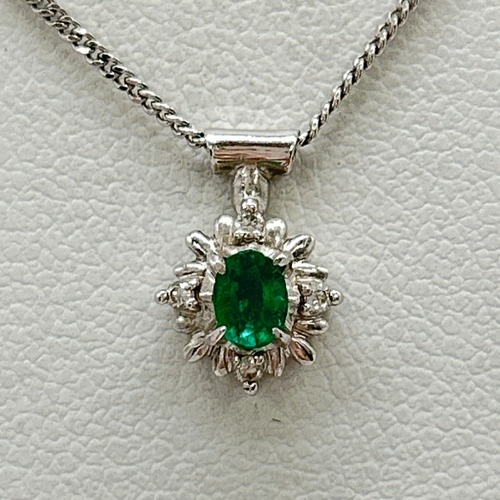 【美品】Pt900 エメラルド0.19ct ダイヤモンド ネックレス