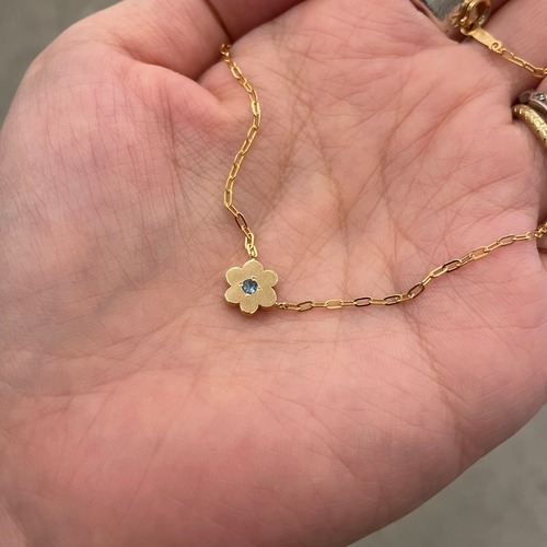 PISCES / "Flower" Necklace - GOLD PLATED